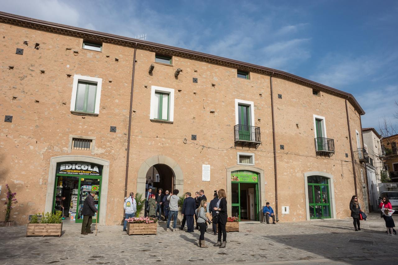 Residenza Palazzo Di Lorenzo Ceraso Ngoại thất bức ảnh